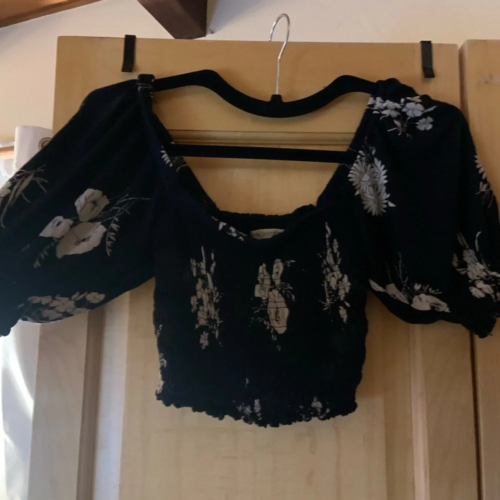 Top - Picture 3 of 3